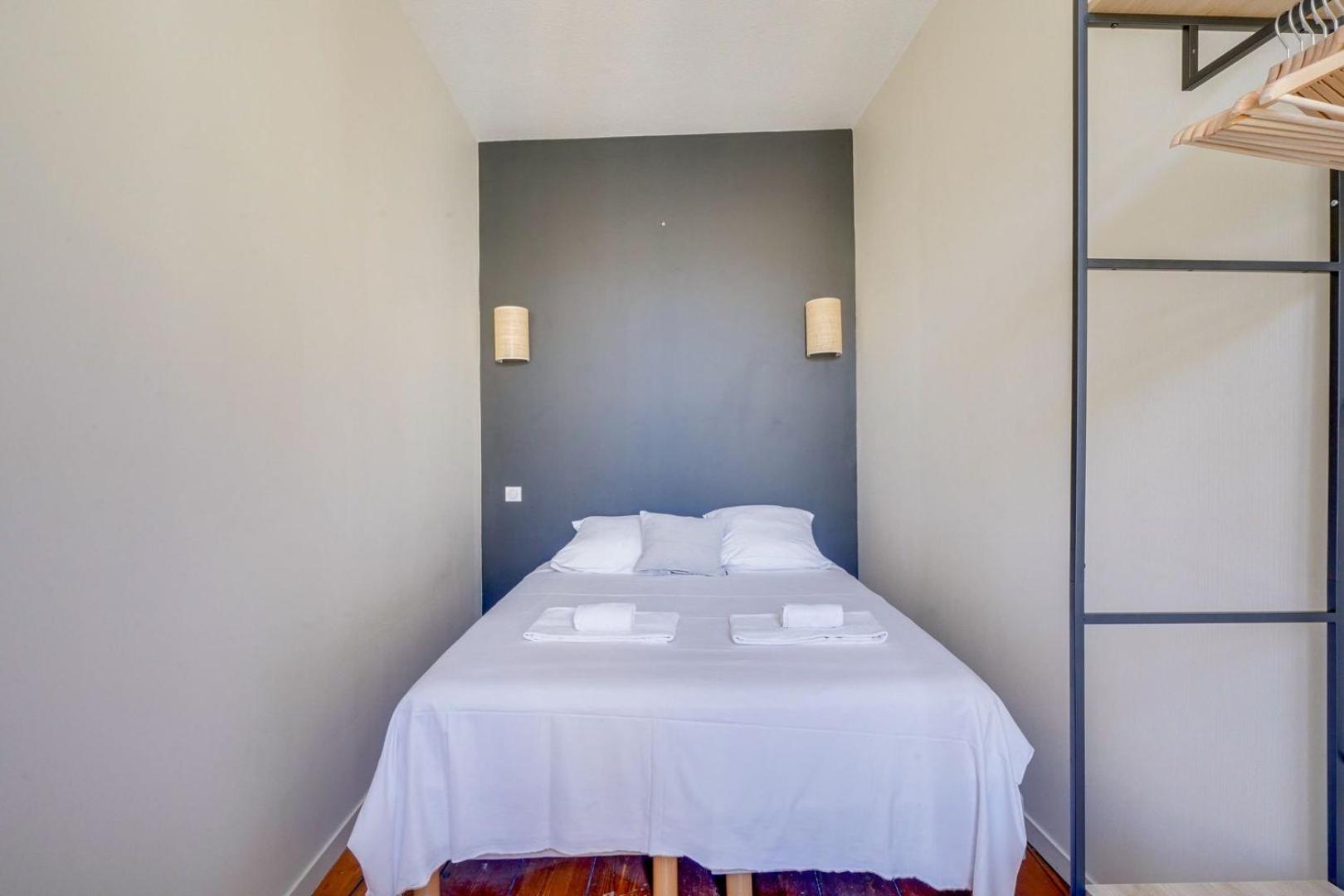 Charming Apartment In The Heart Of บอร์โด ภายนอก รูปภาพ