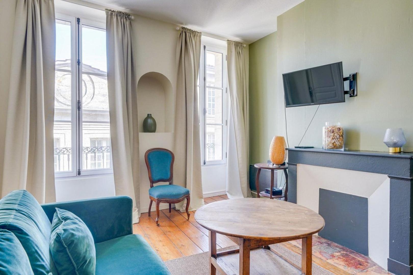 Charming Apartment In The Heart Of บอร์โด ภายนอก รูปภาพ